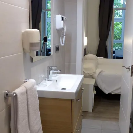 Twin With Private Bathroom Appartamento *